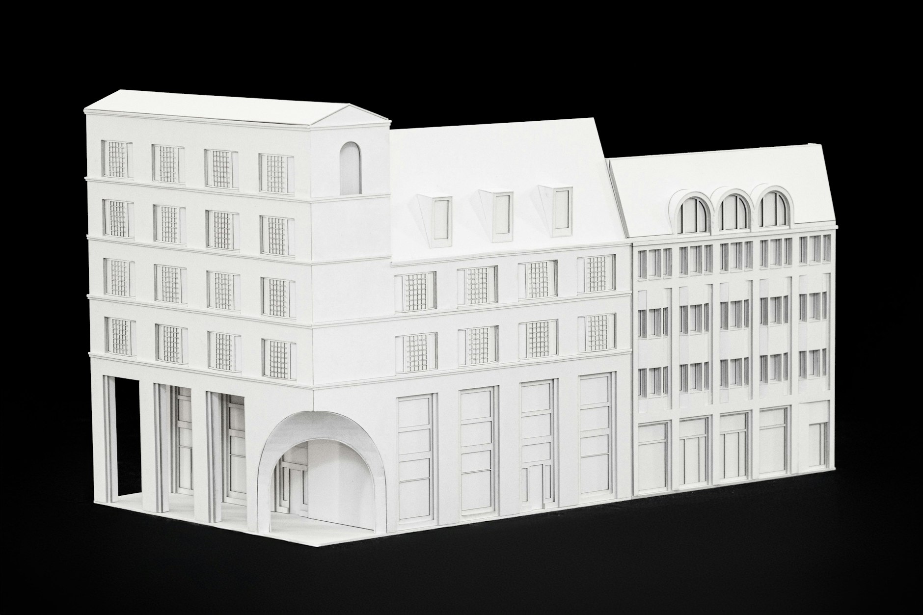Die fensterlose Front des geplanten Gebäudes am Molkenmarkt soll ans Mittelalter erinnern.