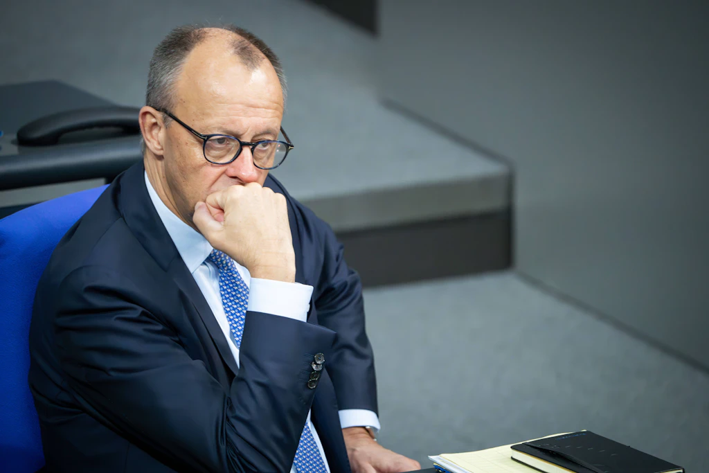 Neue Agentur soll es richten: Merz will Arbeitskräfte „aus aller Herren Länder“