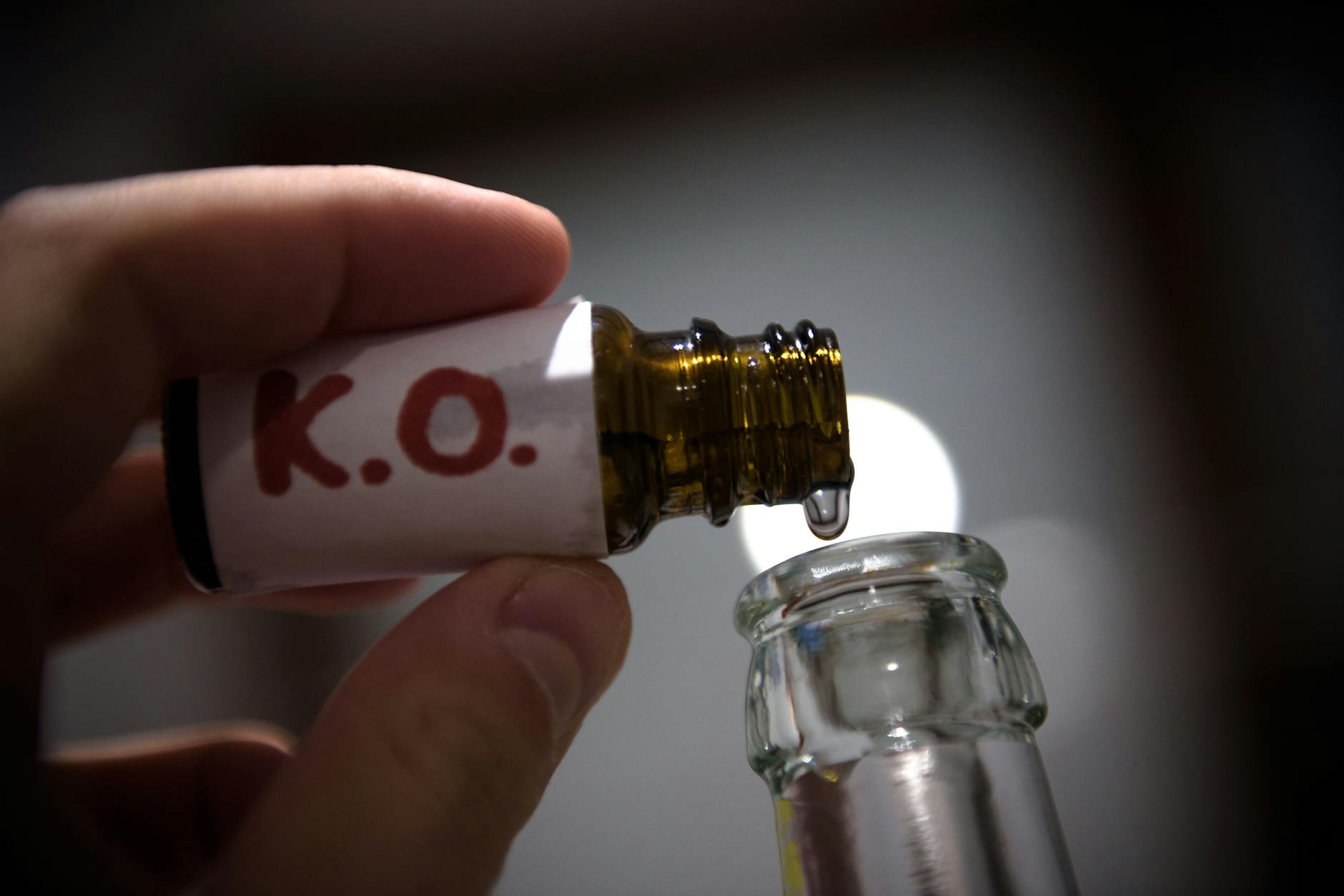 Die Bundesregierung hat per Gesetz Einschränkungen für K.o.-Tropfen und Lachgas beschlossen.