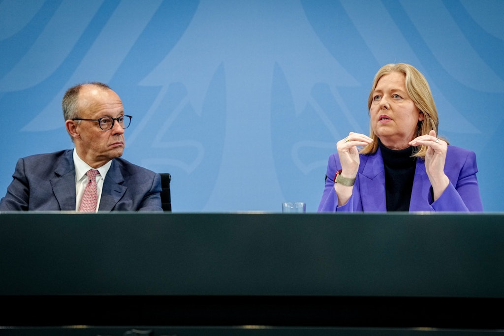 Umfrage-Tief und Rentenstreit: Koalition rutscht unter 40 Prozent