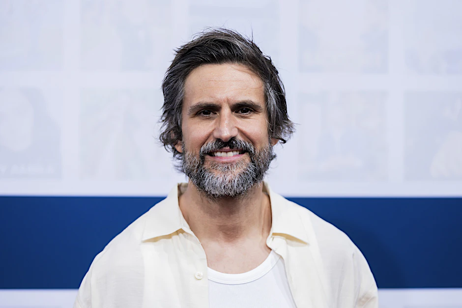 Schauspieler Tom Beck im Sommer 2024 