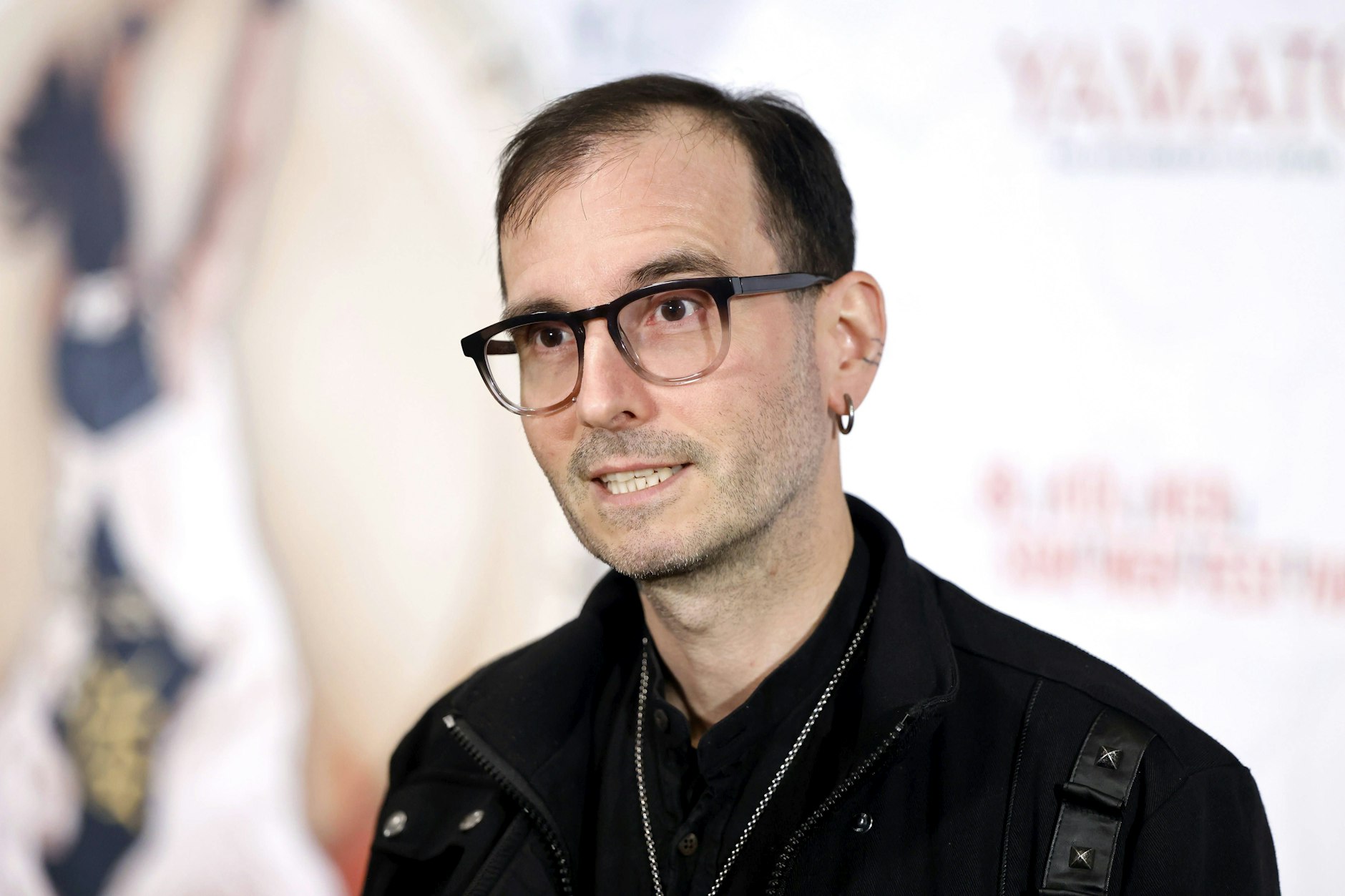 Kriminalbiologe Dr. Mark Benecke kennt Hitlers blutverschmiertes Sofa aus dem Führerbunker.