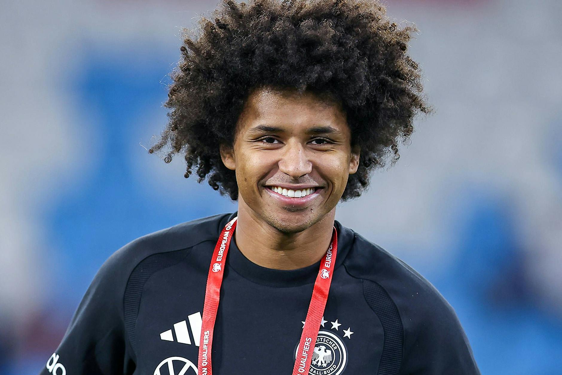 Waffenbesitz bei DFB-Star Karim Adeyemi: Was steckt dahinter?