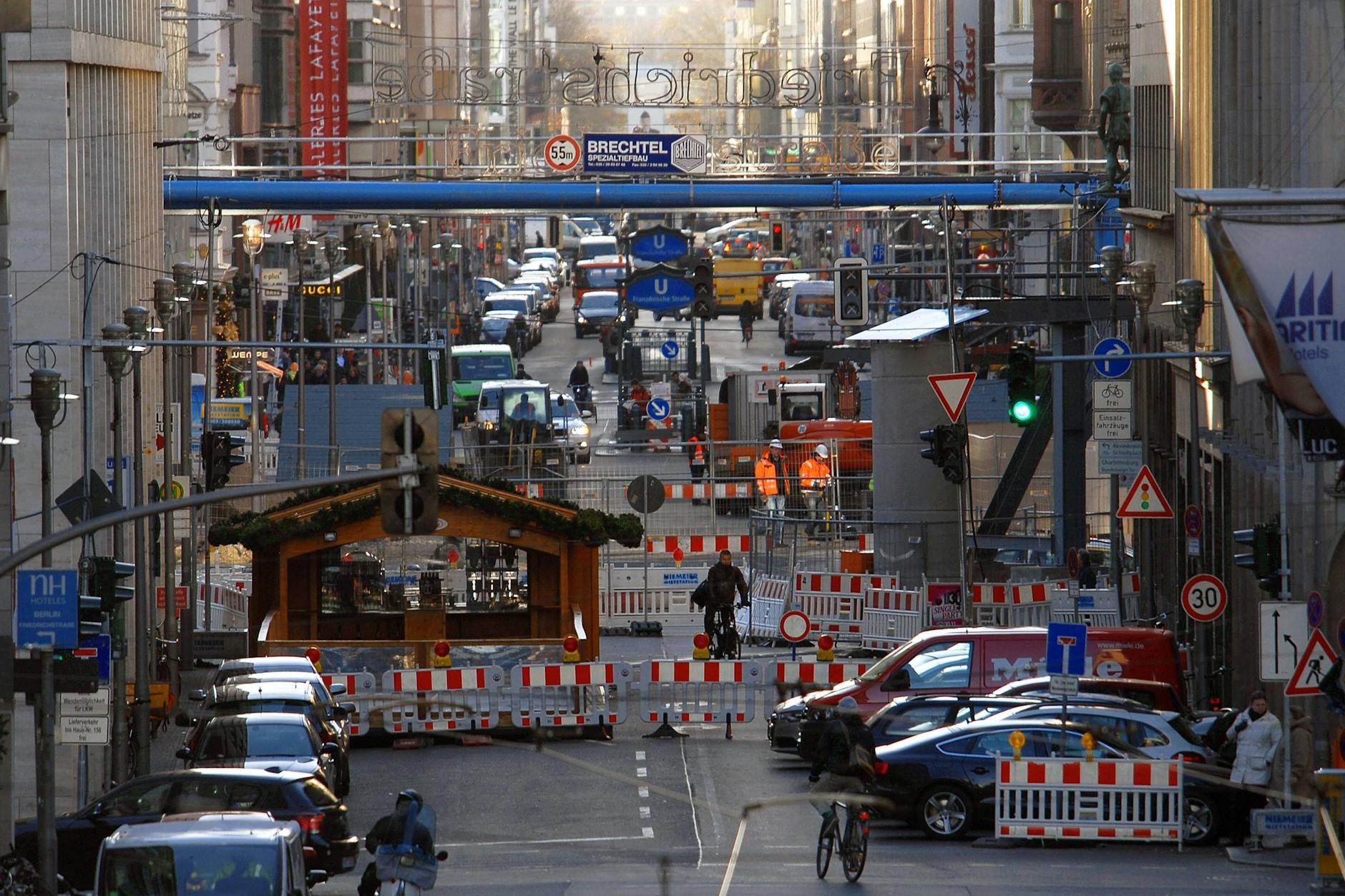 Friedrichstraße: Der Verkehr wird durch Baustellen häufig umgeleitet.