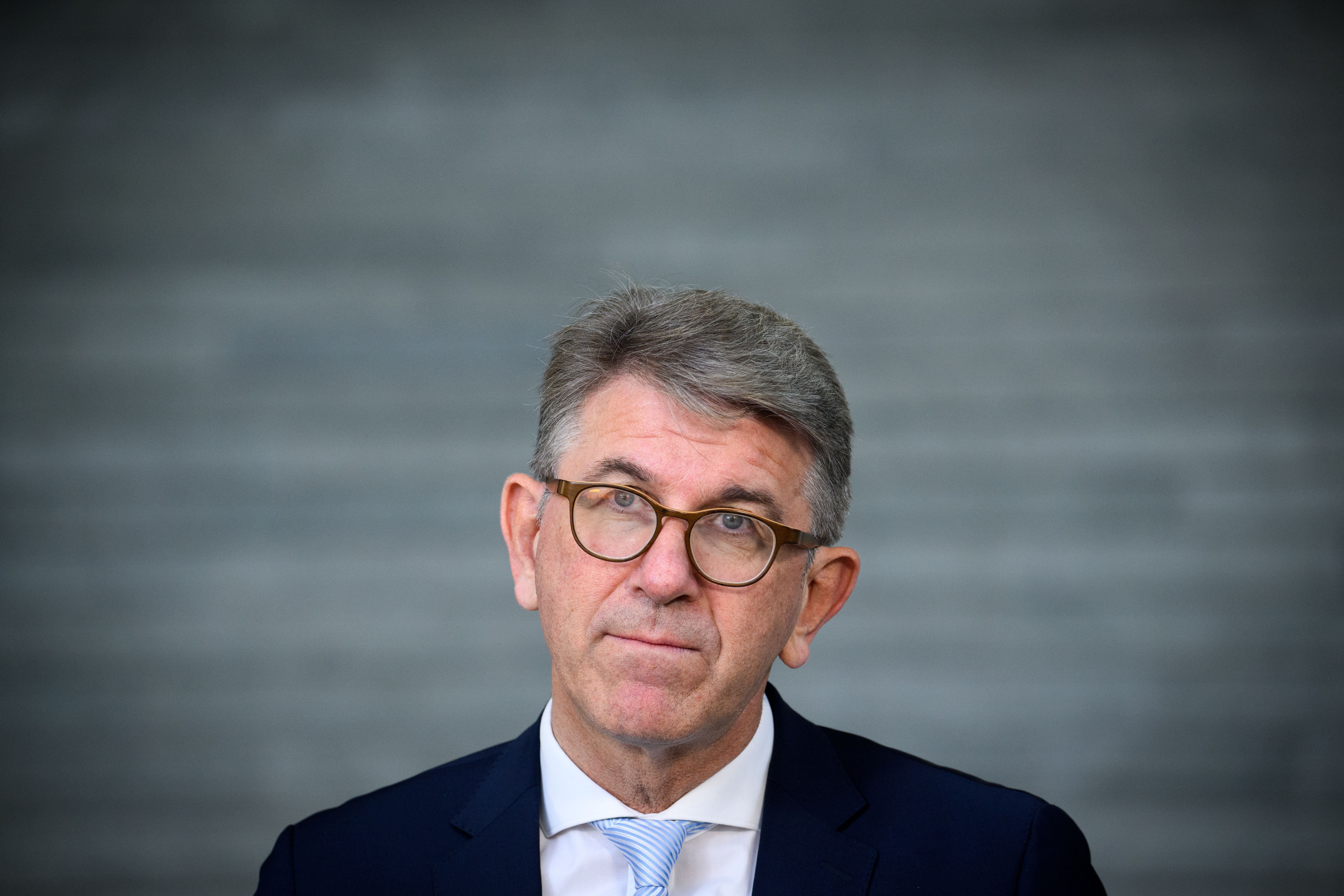 Wolfram Weimers Medienunternehmen verkauft Abendessen mit Ministern für 80.000 Euro