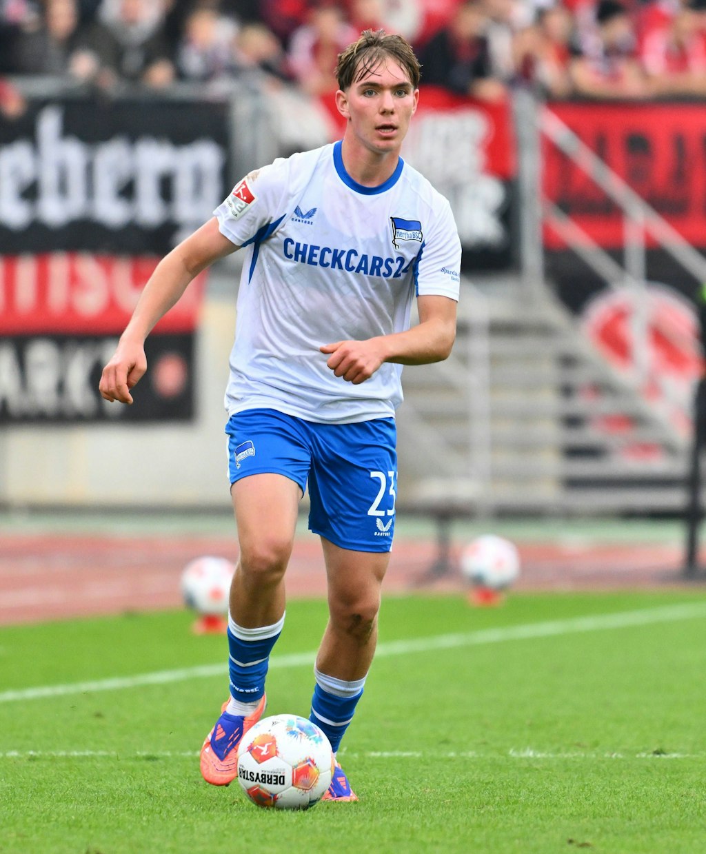 Keine-U17-mehr-DFB-will-Hertha-Wunderkind-Kennet-Eichhorn-bef-rdern
