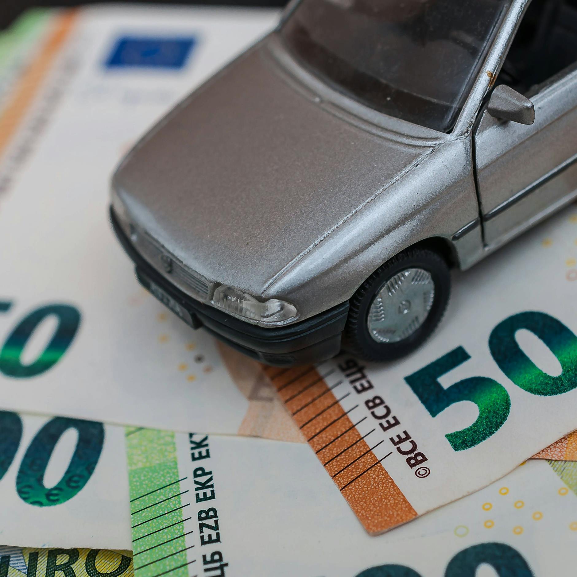 Kfz-Versicherung noch teurer! Jetzt vergleichen und wechseln