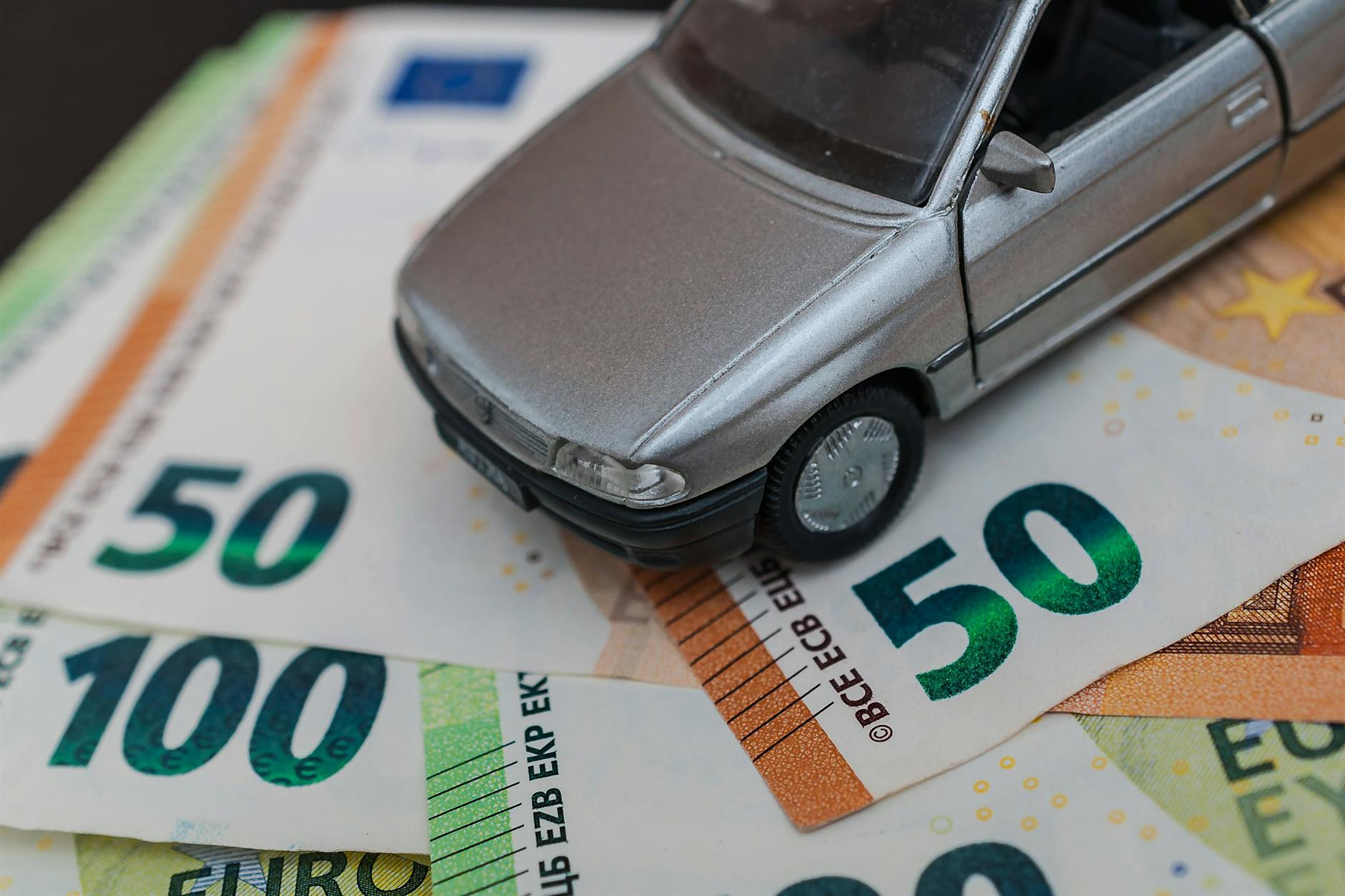 Kfz-Versicherung noch teurer! Jetzt vergleichen und wechseln