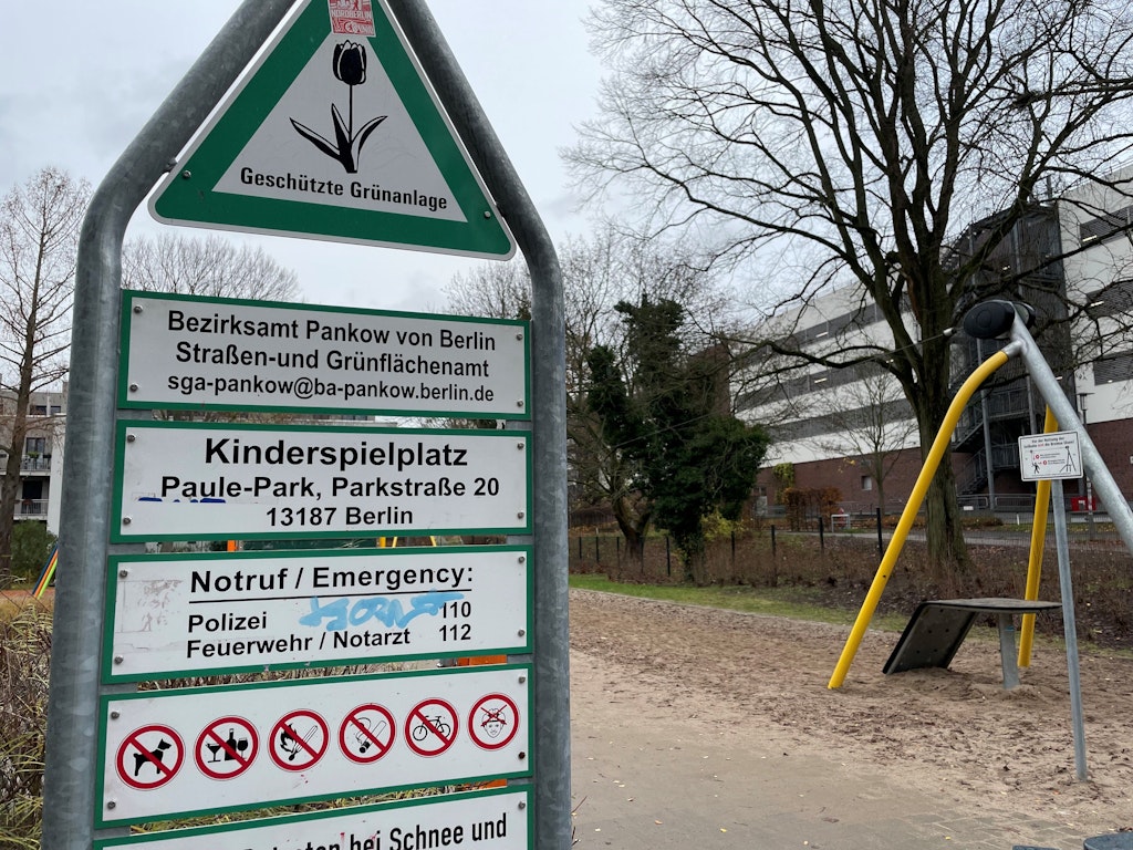 Warum-ist-der-Spielplatz-R-uber-vom-Pankower-Paule-Park-wieder-auf-freiem-Fu-