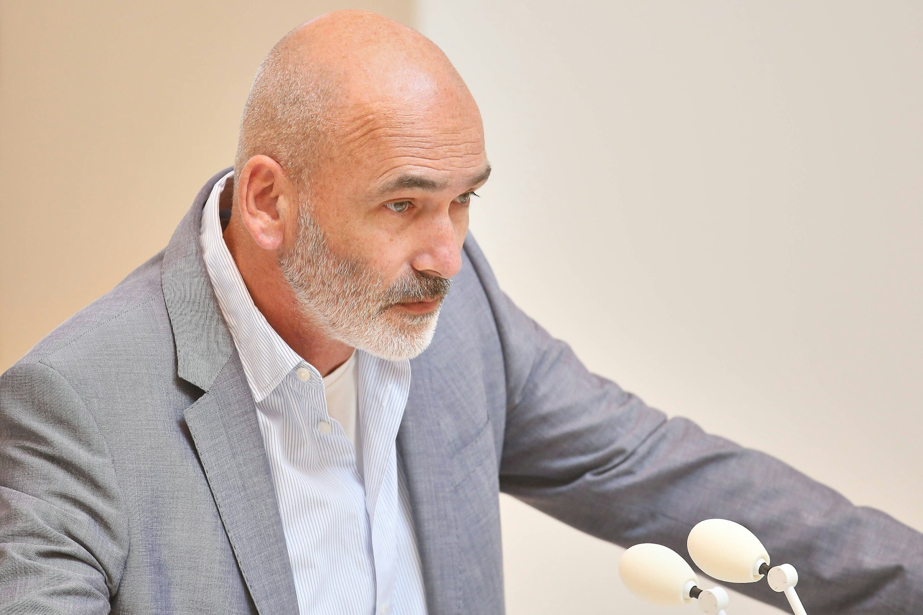 Christian Dorst, BSW, während einer Landtagssitzung in Potsdam