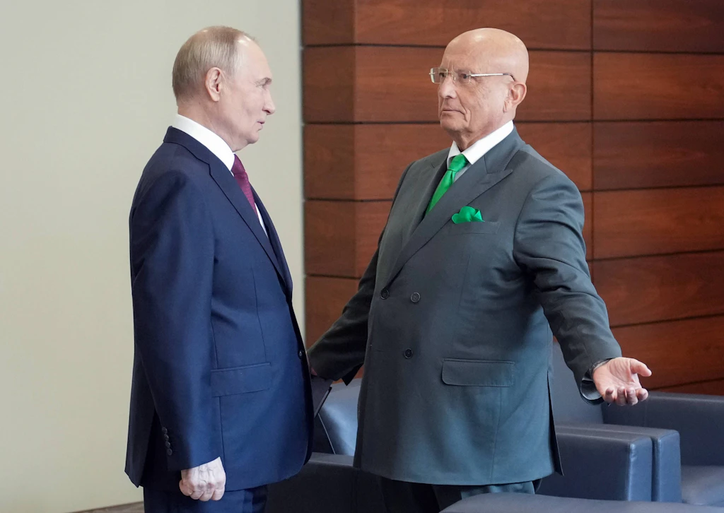 Putins Schattenstratege: Karaganow und die Logik der Eskalation