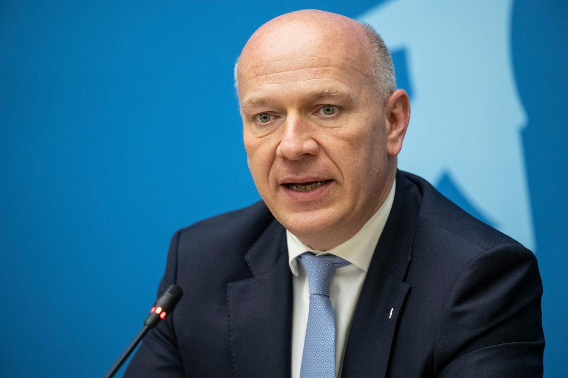 Die meisten Berliner sind mit der Arbeit von Kai Wegner (CDU) und seiner Regierung unzufrieden.