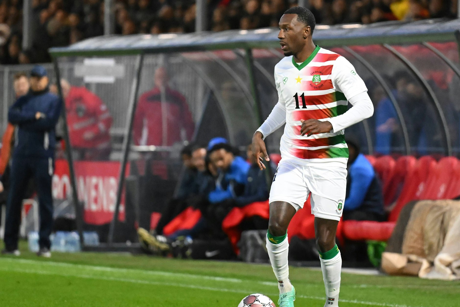 Sheraldo Becker, mittlerweile in Spanien für CA Osasuna aktiv, entschied sich 2021, also während seiner Zeit beim 1. FC Union, für Suriname zu spielen. 