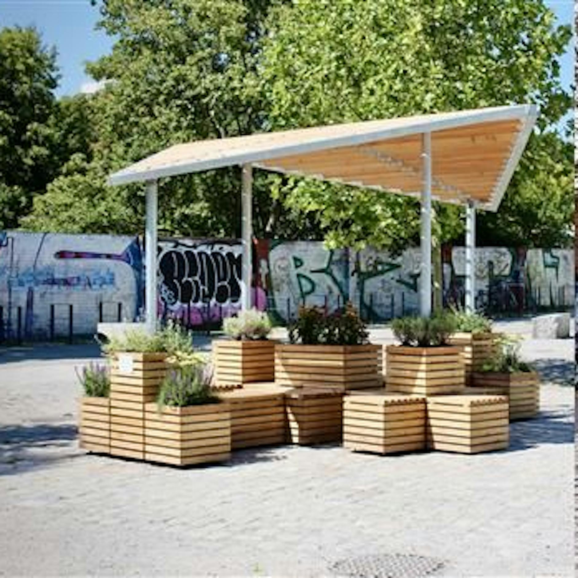 Steinwüste im Mauerpark: Berlins erster „Cooling Point“ ist weg
