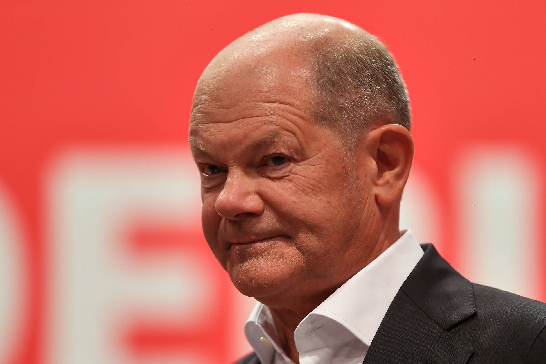 Ex-Bundeskanzler Olaf Scholz bezog in einem Bürgergespräch klar Stellung gegen die AfD.