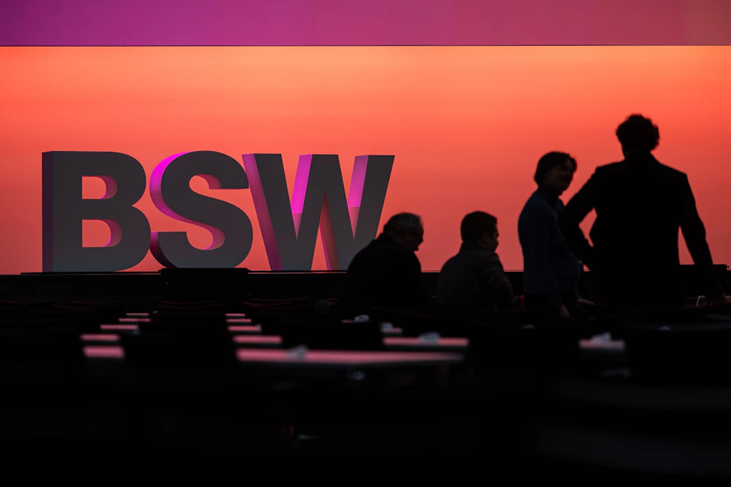 „Spielchen, Manöver, Profilierung“ – Implodiert das BSW am Medienstaatsvertrag?