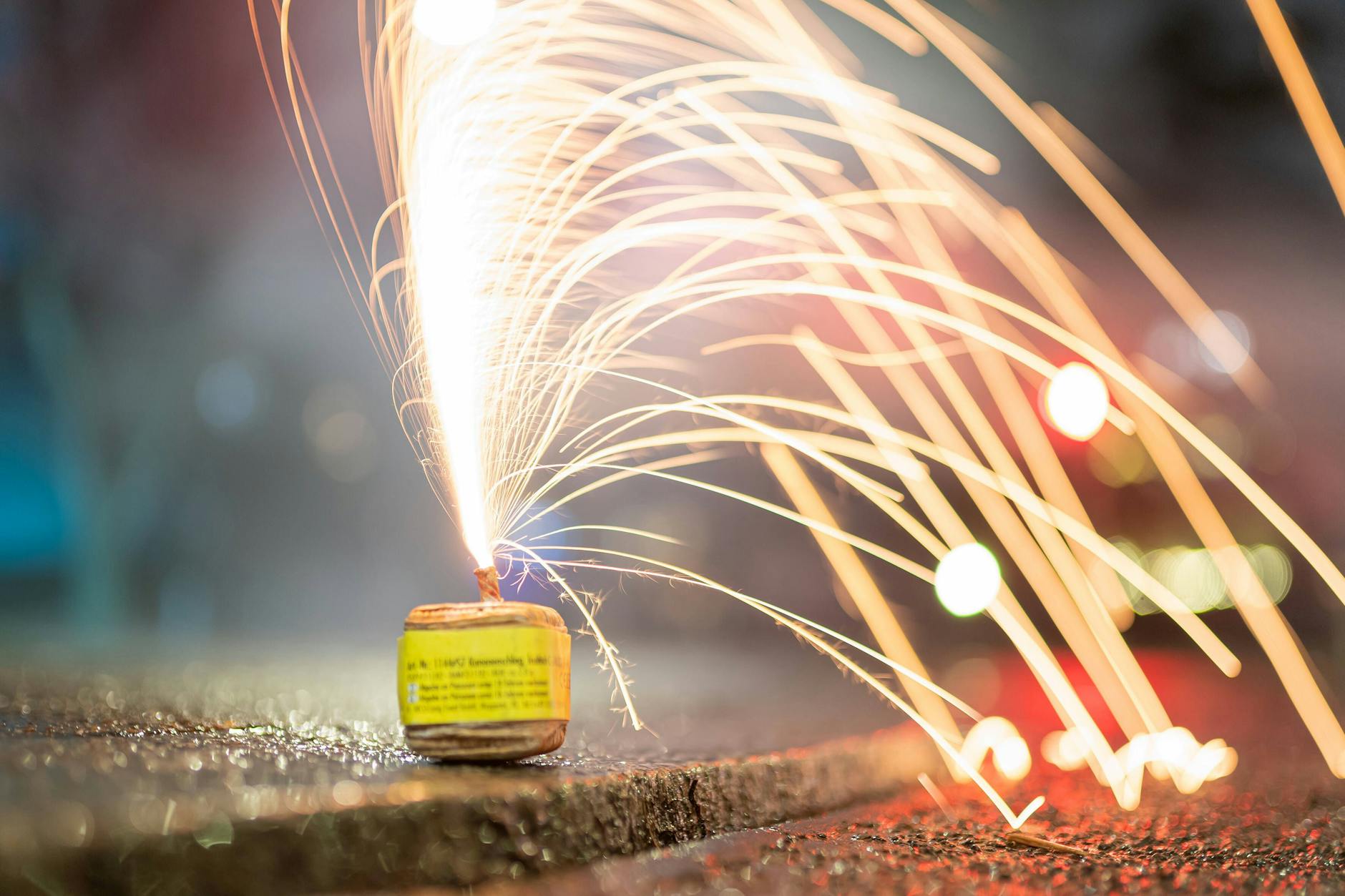 Dieses Gutachten hat Sprengkraft: Laut Deutscher Umwelthilfe sind Städte verpflichtet, sich um den Schutz von Gebäuden zu kümmern.