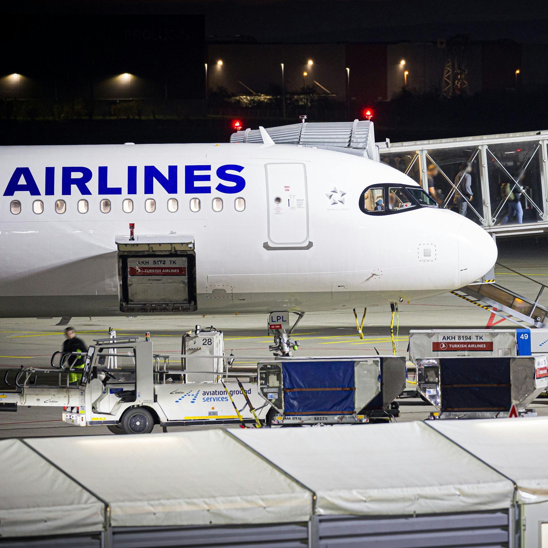 Image - Aufnahmeprogramm: Afghanen landen am Donnerstag in Berlin und Hannover