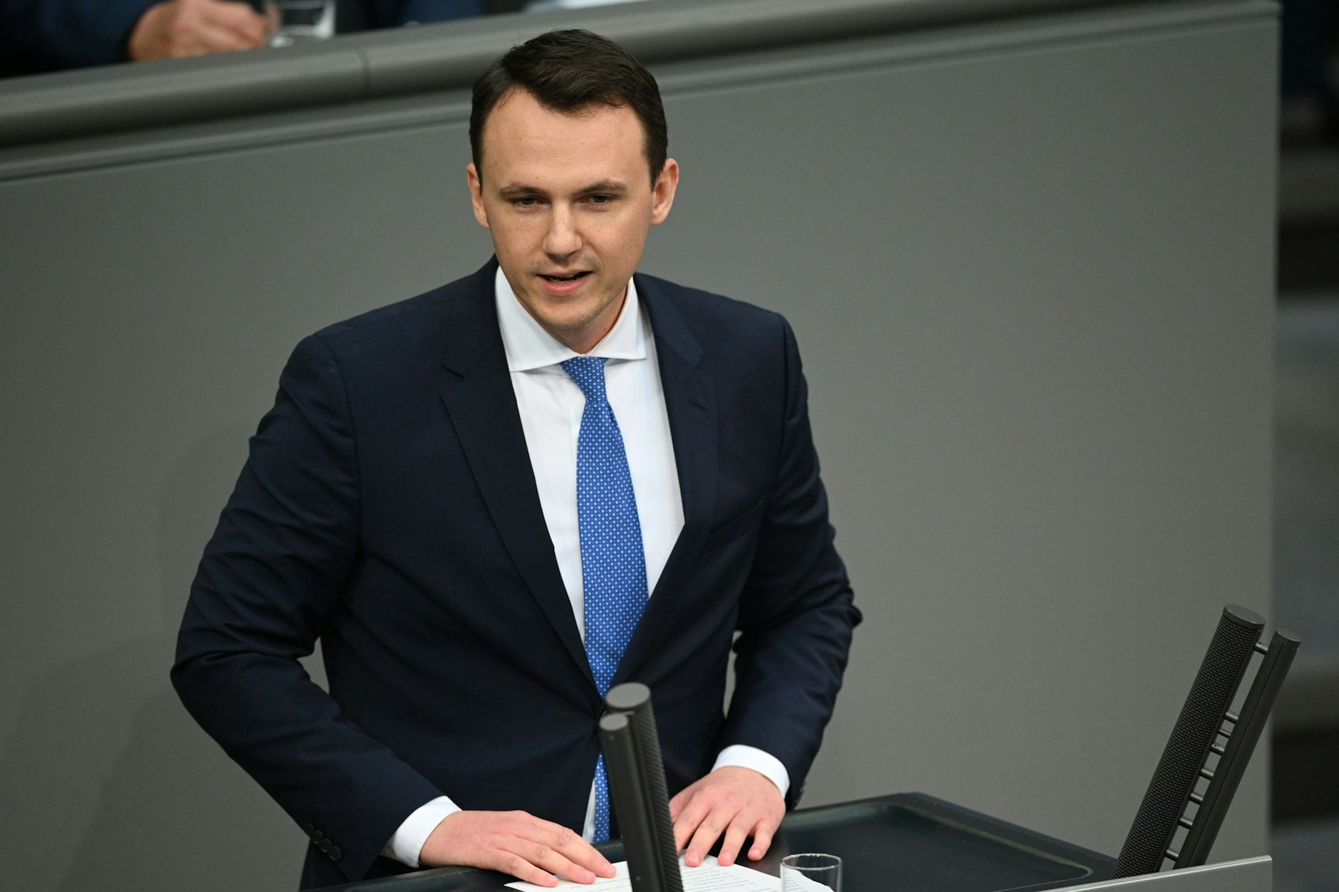 Pascal Reddig (CDU) spricht in der Debatte im Bundestag. Könnte er schon bald in der Rentenkommission sitzen?