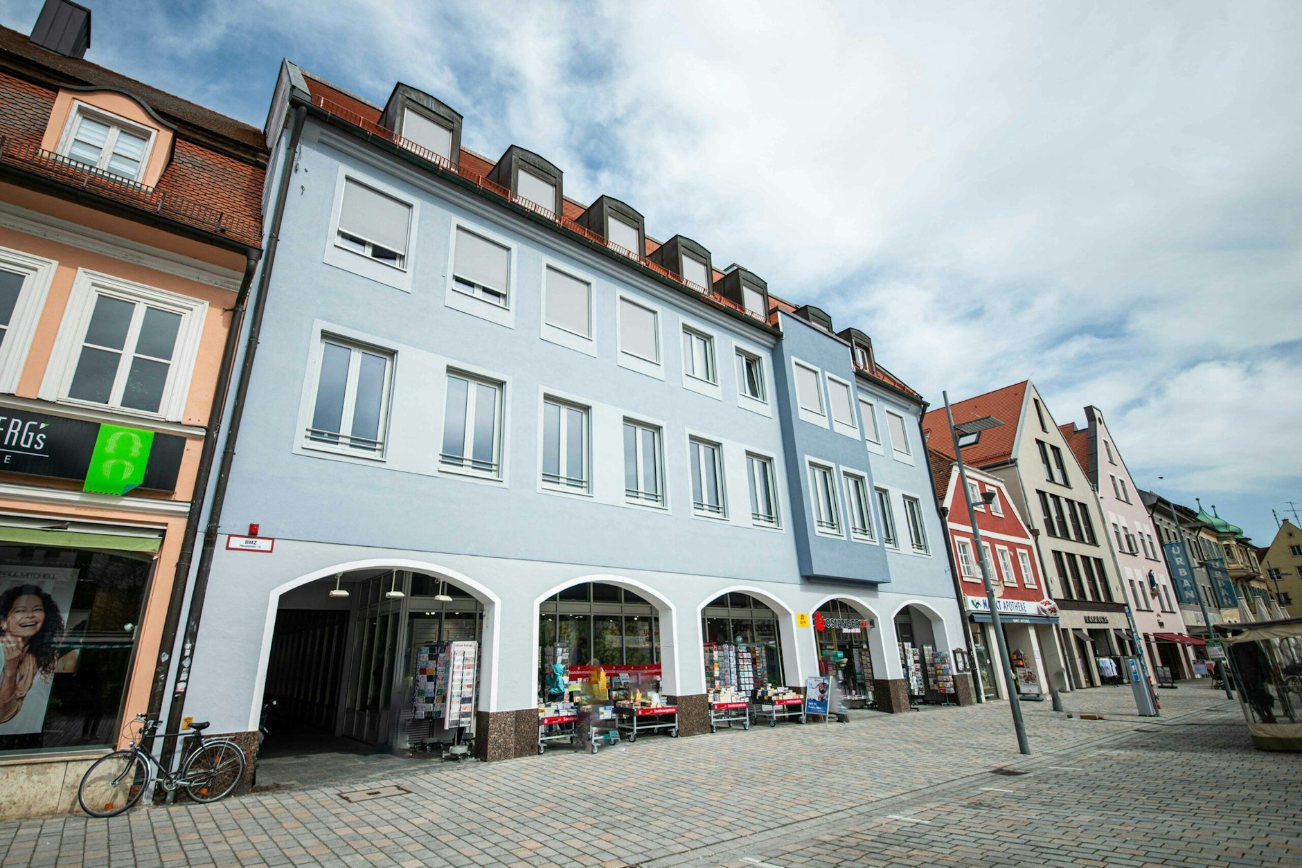 Die Raiffeisenbank Pfaffenhofen a. d. Glonn verlangt von ihren Kunden einen Wucherzins von 19,75 Prozent für die geduldete Kontoüberziehung.