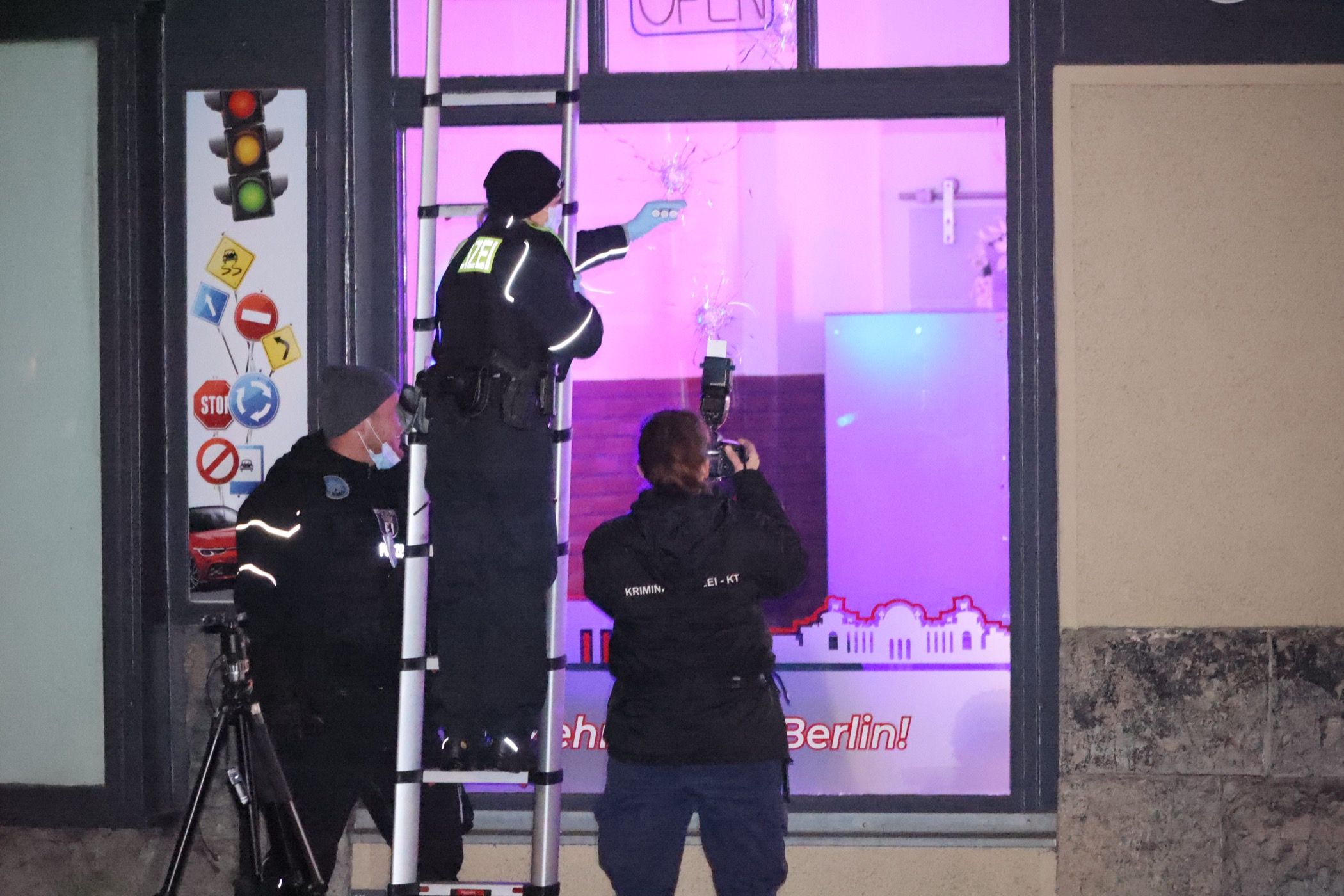 Image - Schüsse auf Berliner Fahrschulen: Polizei prüft Clans und Schutzgeld