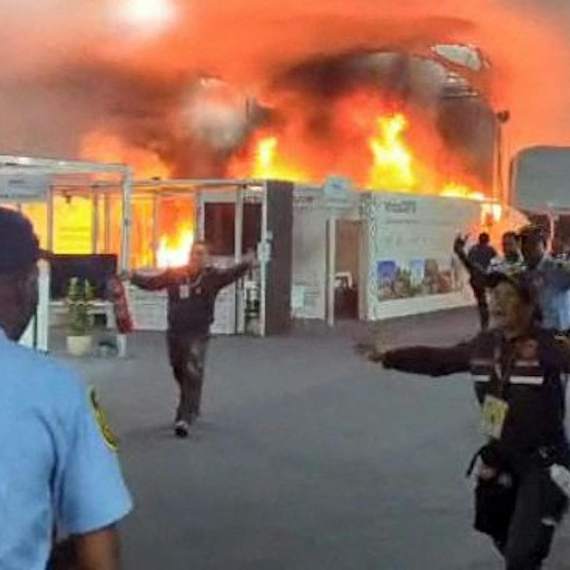 Feueralarm auf Klimakonferenz in Belém