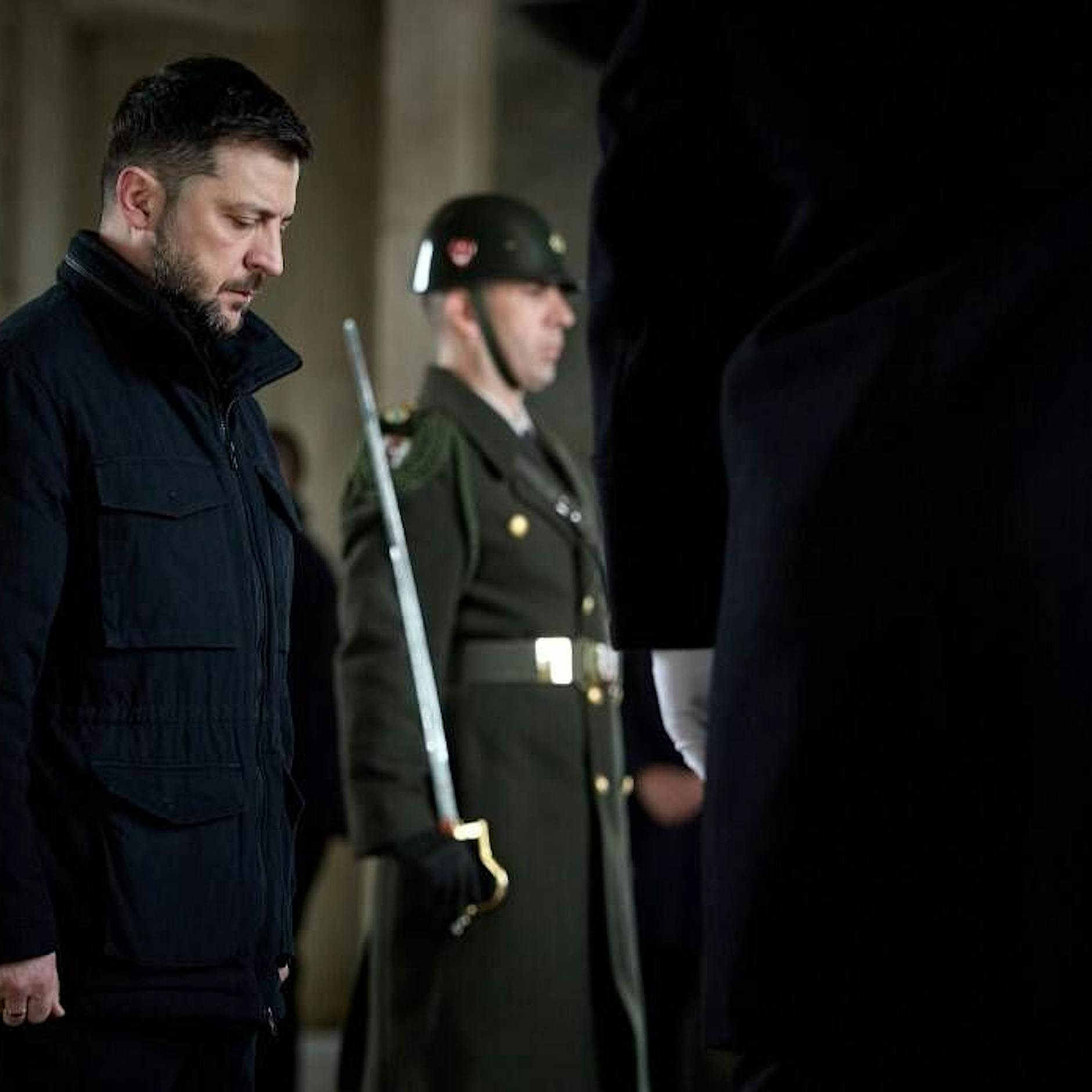 Selenskyj gerät ins Abseits, Trump und Putin drücken aufs Tempo