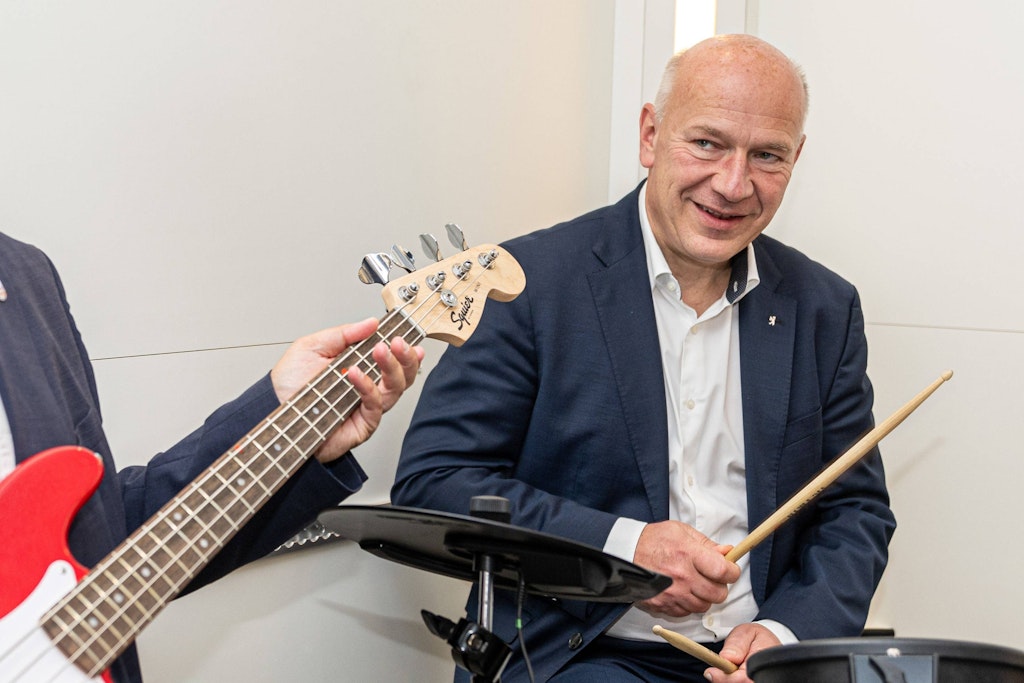 Berliner Haushalt: Geld für Musiklehrer, Hebammen, Suchtkranke und Schlaganfall-Mobile