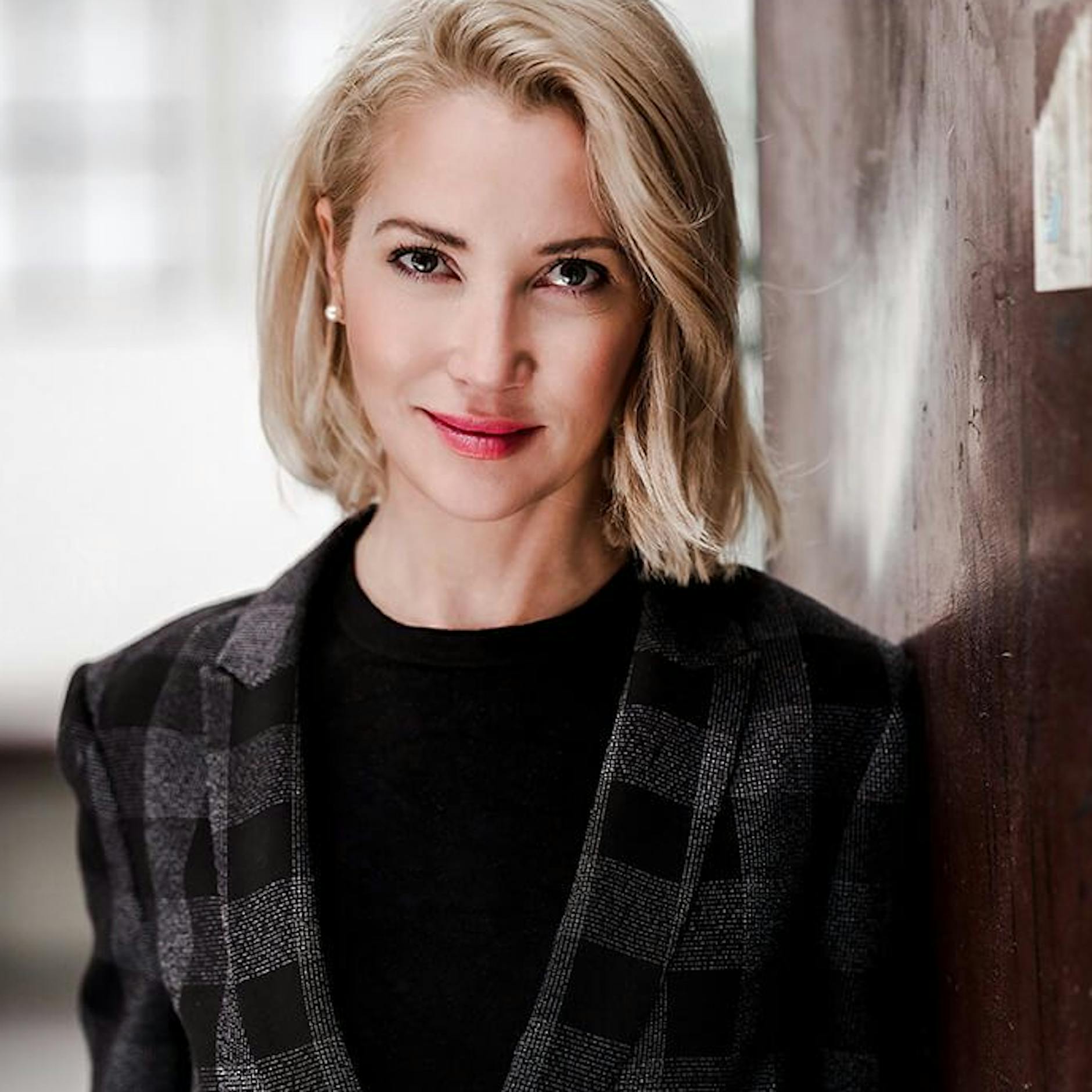 Gewalt gegen Frauen eskaliert! Iris Brand: „Jede kann die Nächste sein“