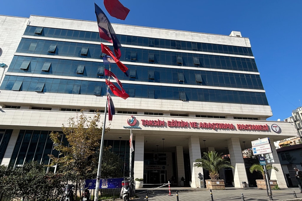 In türkischem Hotel eingesperrt: Retter gelangten nicht zu Hamburger Familie in Not