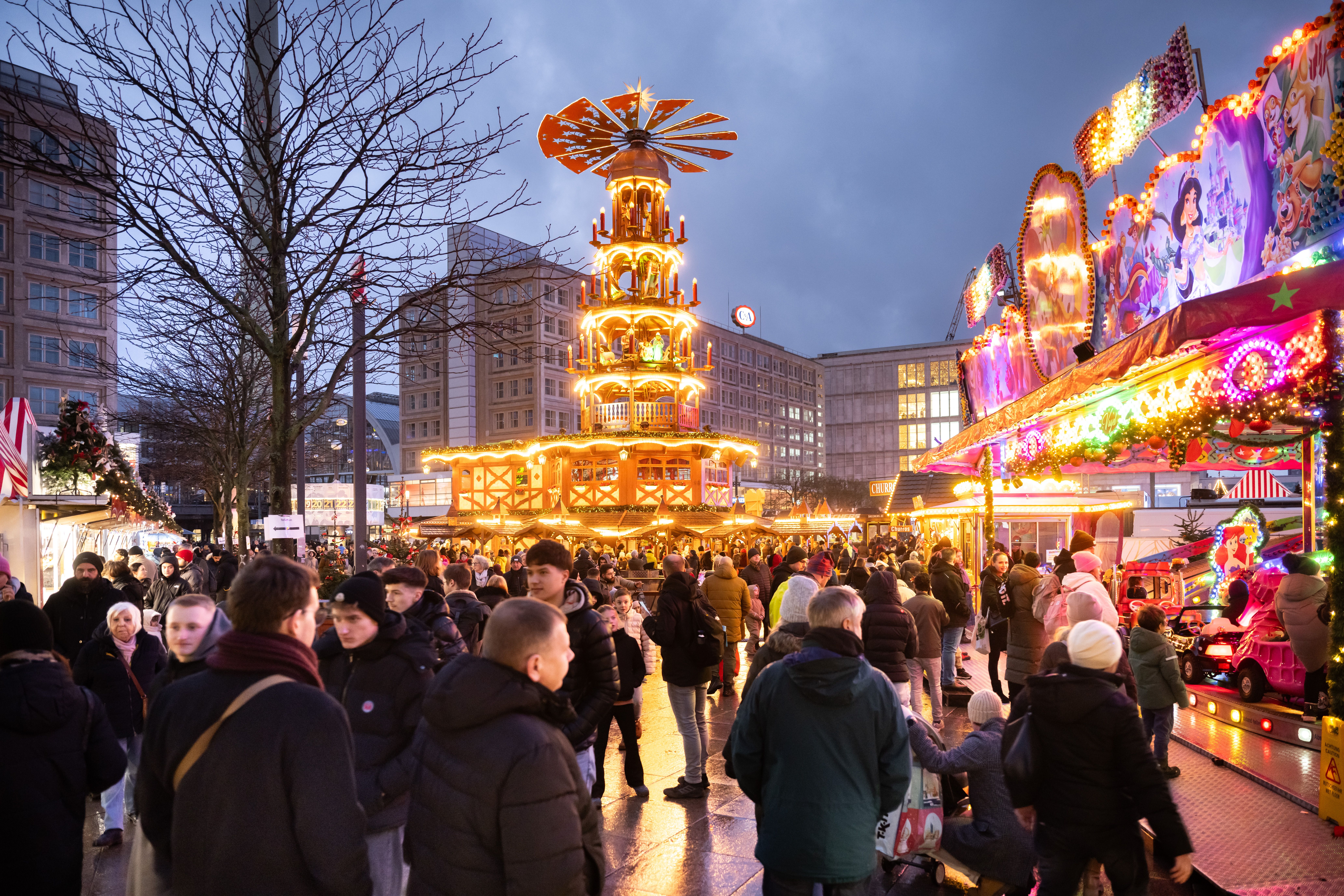 Irrer Schwindel: Besucher suchen Weihnachtsmarkt, den es gar nicht gibt!