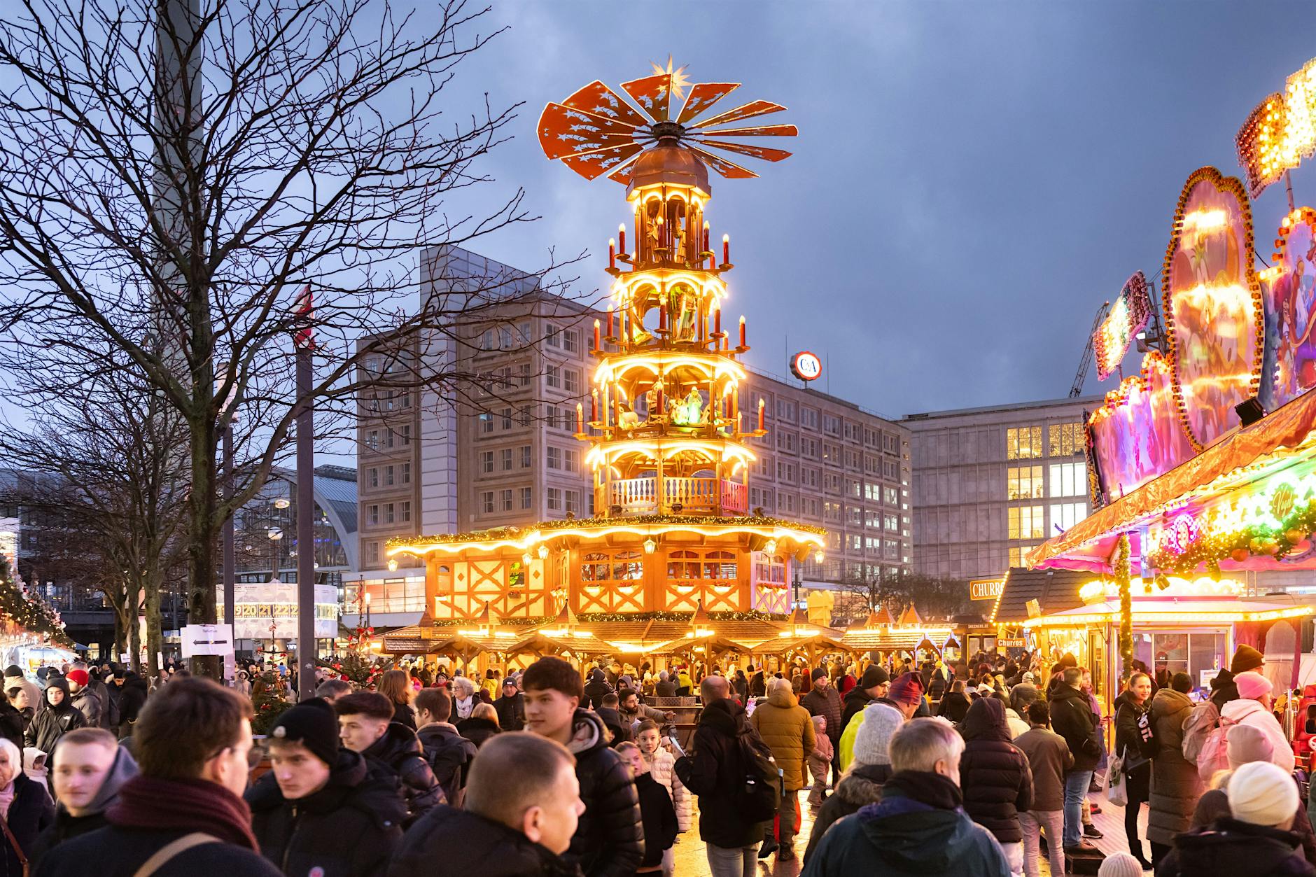 Irrer Schwindel: Besucher suchen Weihnachtsmarkt, den es gar nicht gibt!