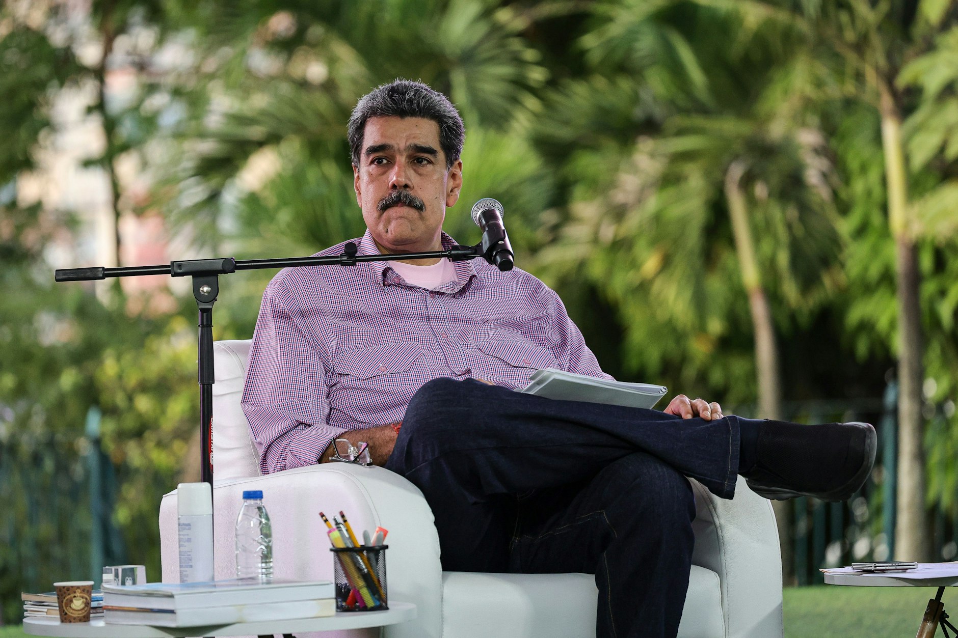 Caracas: Der venezolanische Präsident Nicolas Maduro spricht bei einer öffentlichen Veranstaltung. In Zukunft soll er dabei noch besser geschützt werden.