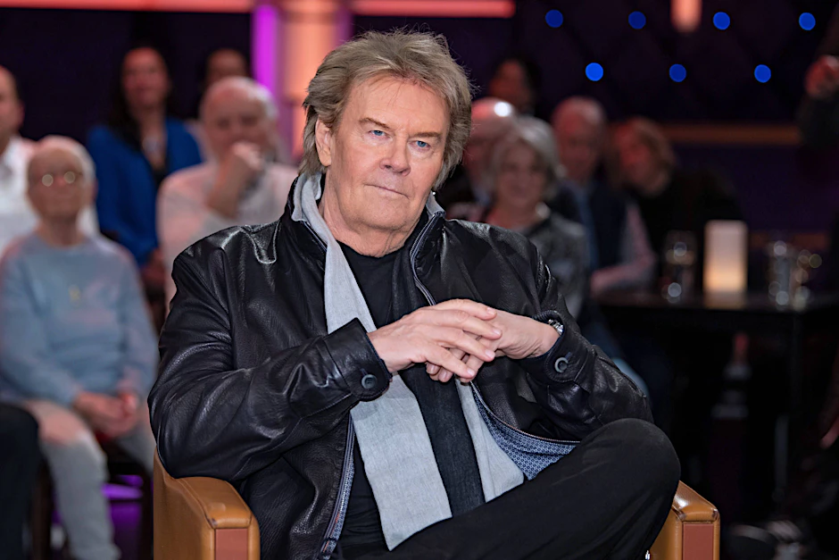 Howard Carpendale bringt am 26. November seine Biografie „Unerwartet“ auf den Markt. Eine Enthüllung dürfte seine Fans besonders schocken.