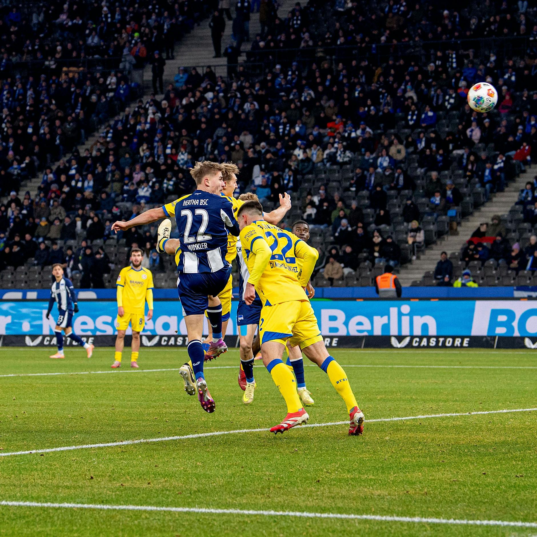 Hertha-Torschütze Winkler scherzt: „Ich bin das geheime Kopfballungeheuer“