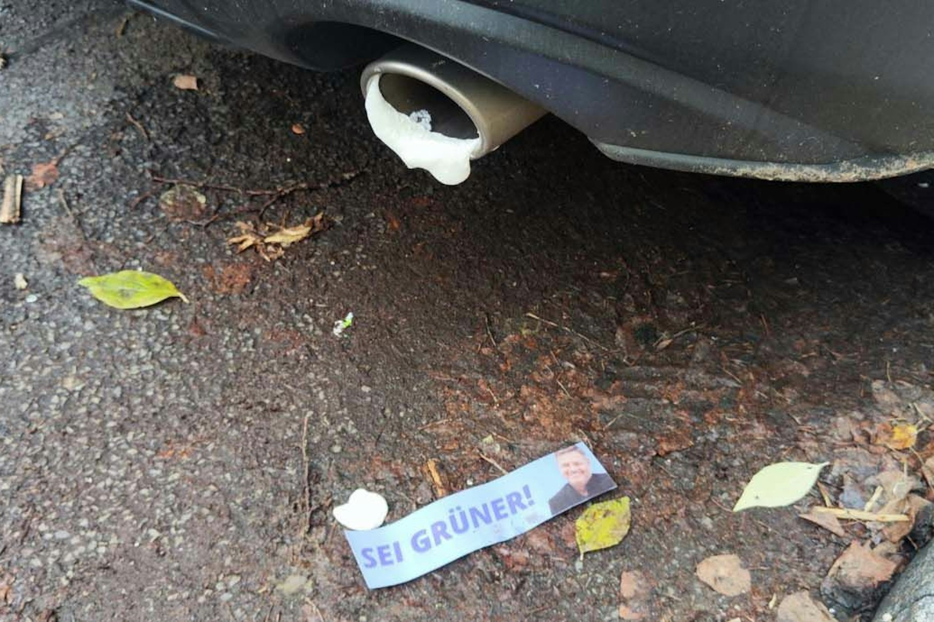 Bauschaum-Attacken auf Autos: Wollte Russland die Bundestagswahl torpedieren?