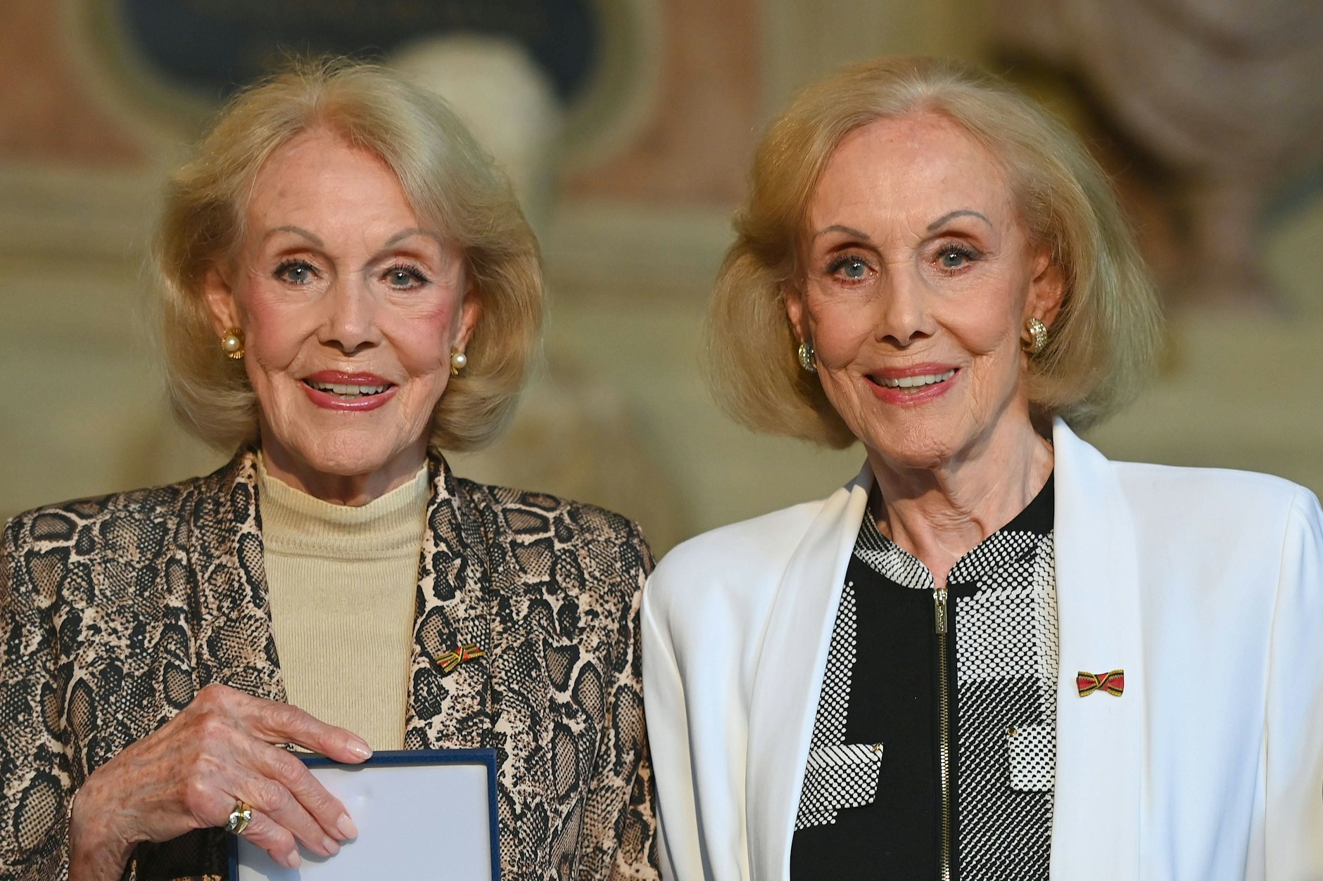 Im Juli dieses Jahres hatten Alice und Ellen Kessler den Bayerischen Verdienstorden erhalten.