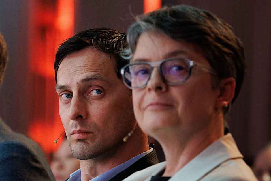 Nicola Böcker-Giannini (r) und Martin Hikel, Berliner SPD-Landesvorsitzende, geben ihre Posten zum Ende des Monats ab.