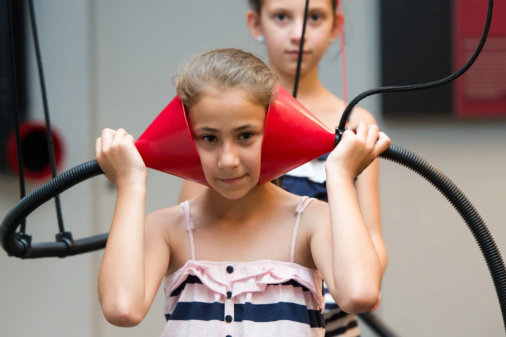 Kinder im Science Center Spectrum der Stiftung Deutsches Technikmuseum