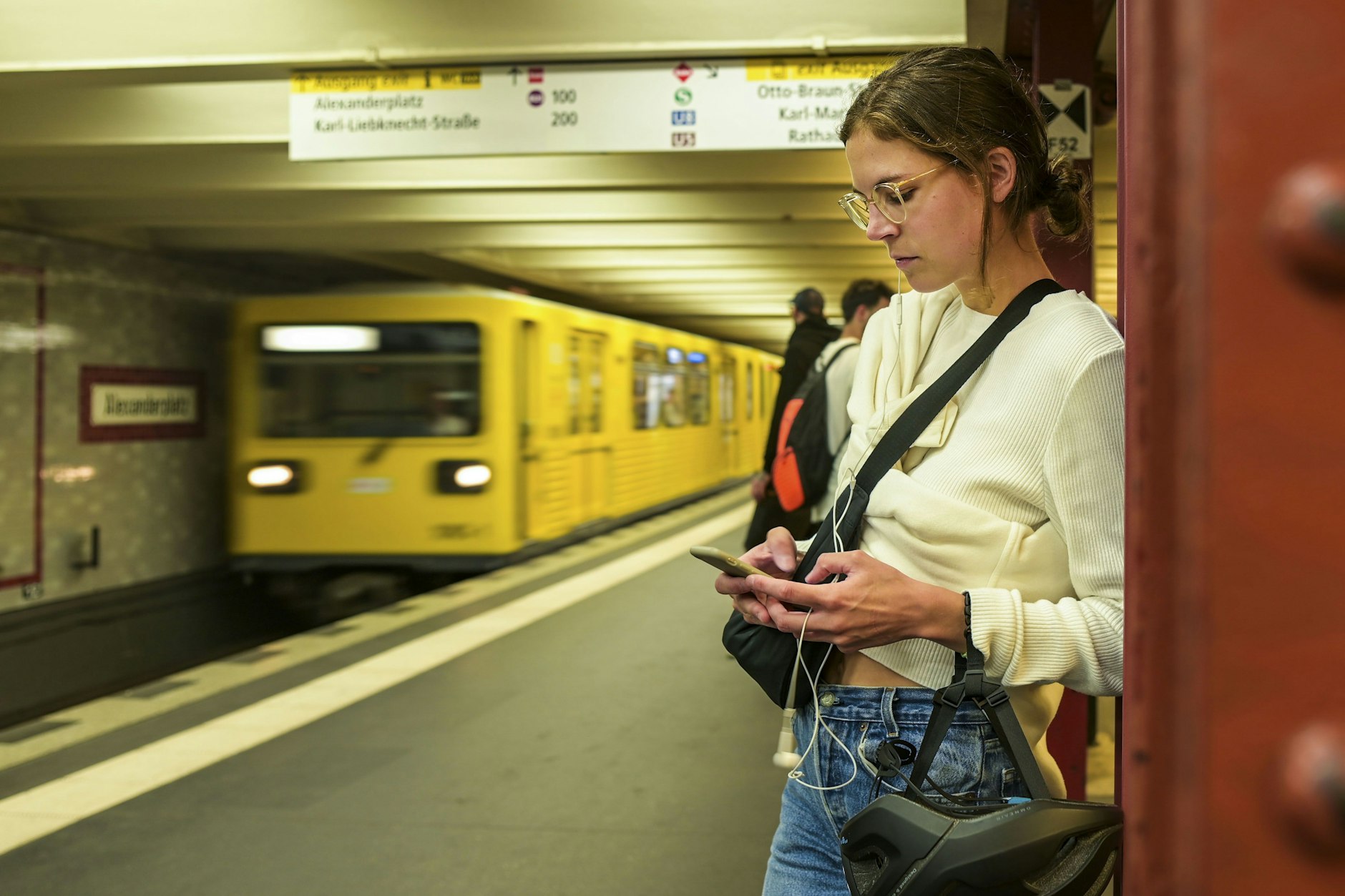 Es wird eng im Untergrund: Zwischen Wittenbergplatz und Gleisdreieck können Fahrgäste ab Mitte Januar nicht mehr die U1 und die U3 nutzen, sondern müssen auf die U2 umsteigen.