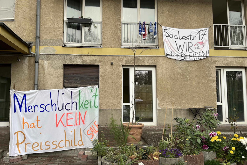 Das Reich der Unerreichbarkeit: Rettet das Sunshinehouse in Berlin-Neukölln!
