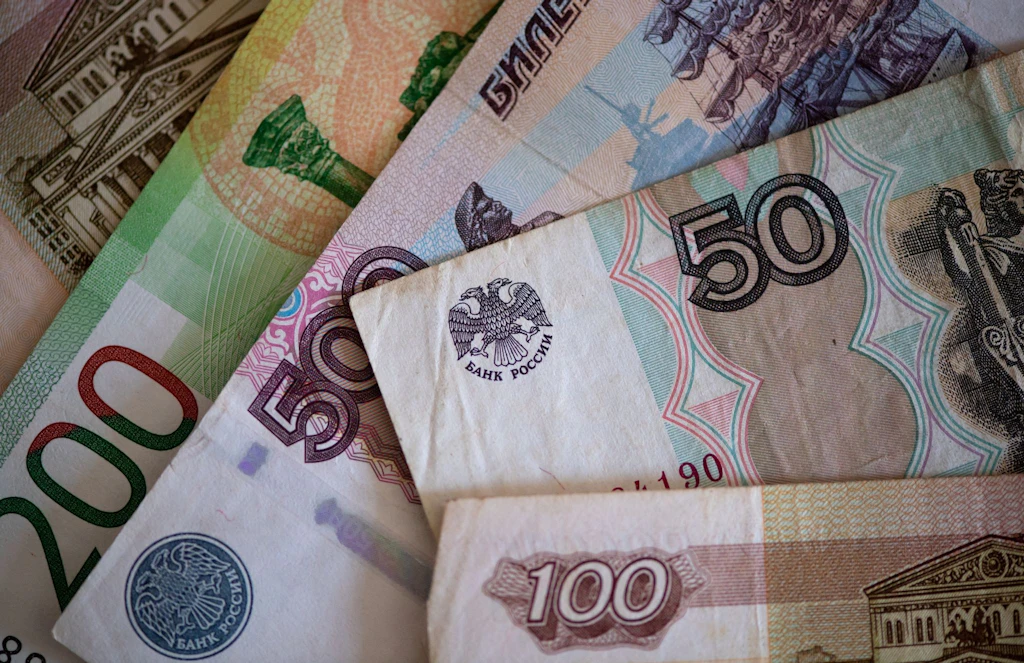 AB donmuş Rus milyarlarına güveniyor; bu bir ütopya mı?