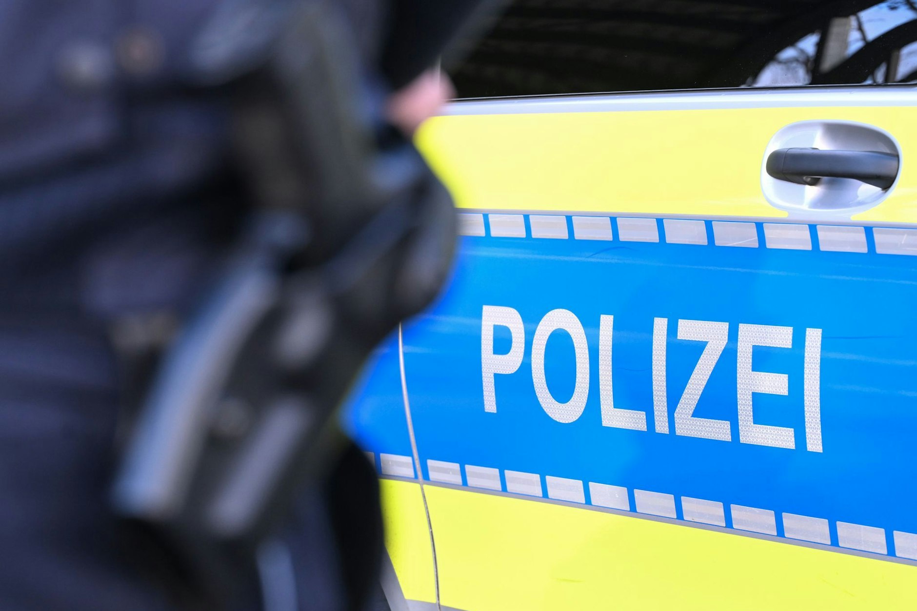 Die Polizei führte Razzien in mehreren Bundesländern durch.
