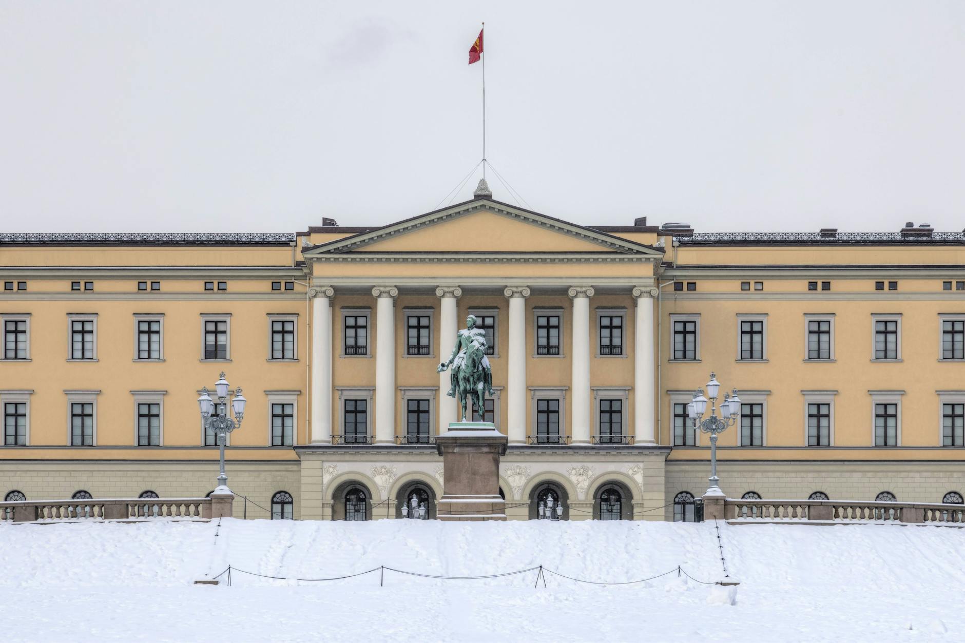 In Oslo kam es zu einem ulkigen Verkehrschaos mit vier Bussen in einem Kreisverkehr (Symbolbild).