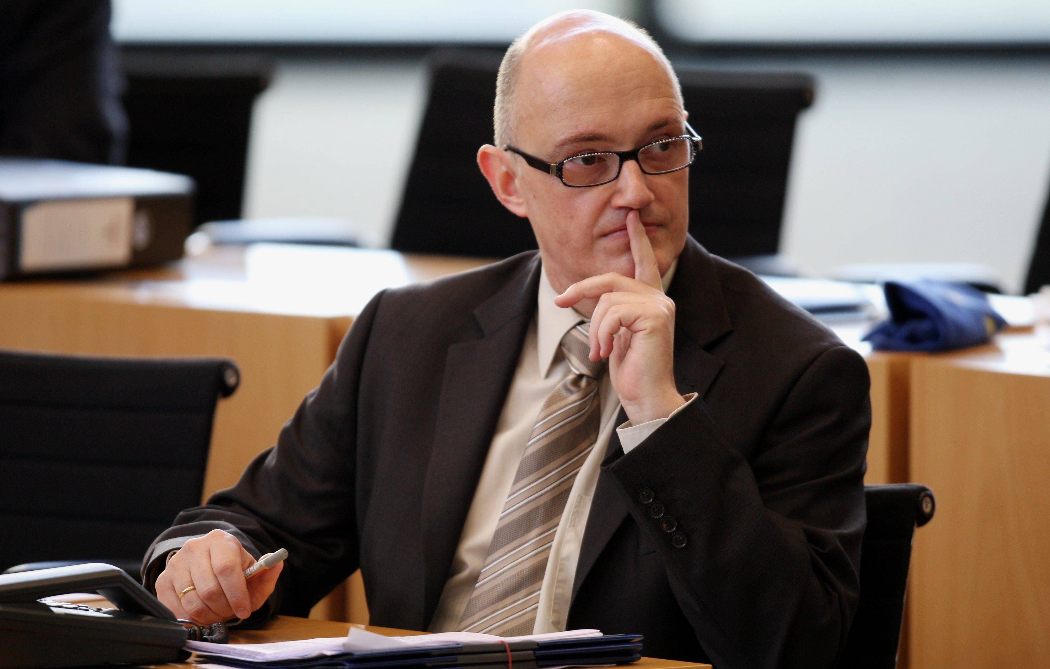 Image - Meinungsforscher Hermann Binkert warnt vor kritischer Stimmung, besonders im Osten