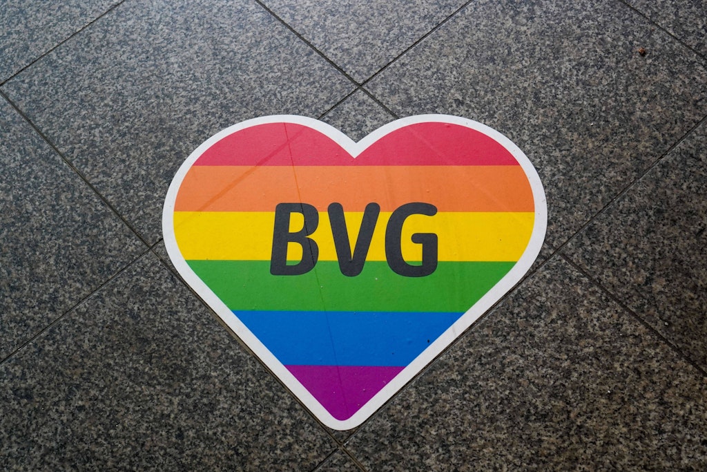 Exklusiv: BVG legt erstmals Kosten der Pride-Month-Aktion offen