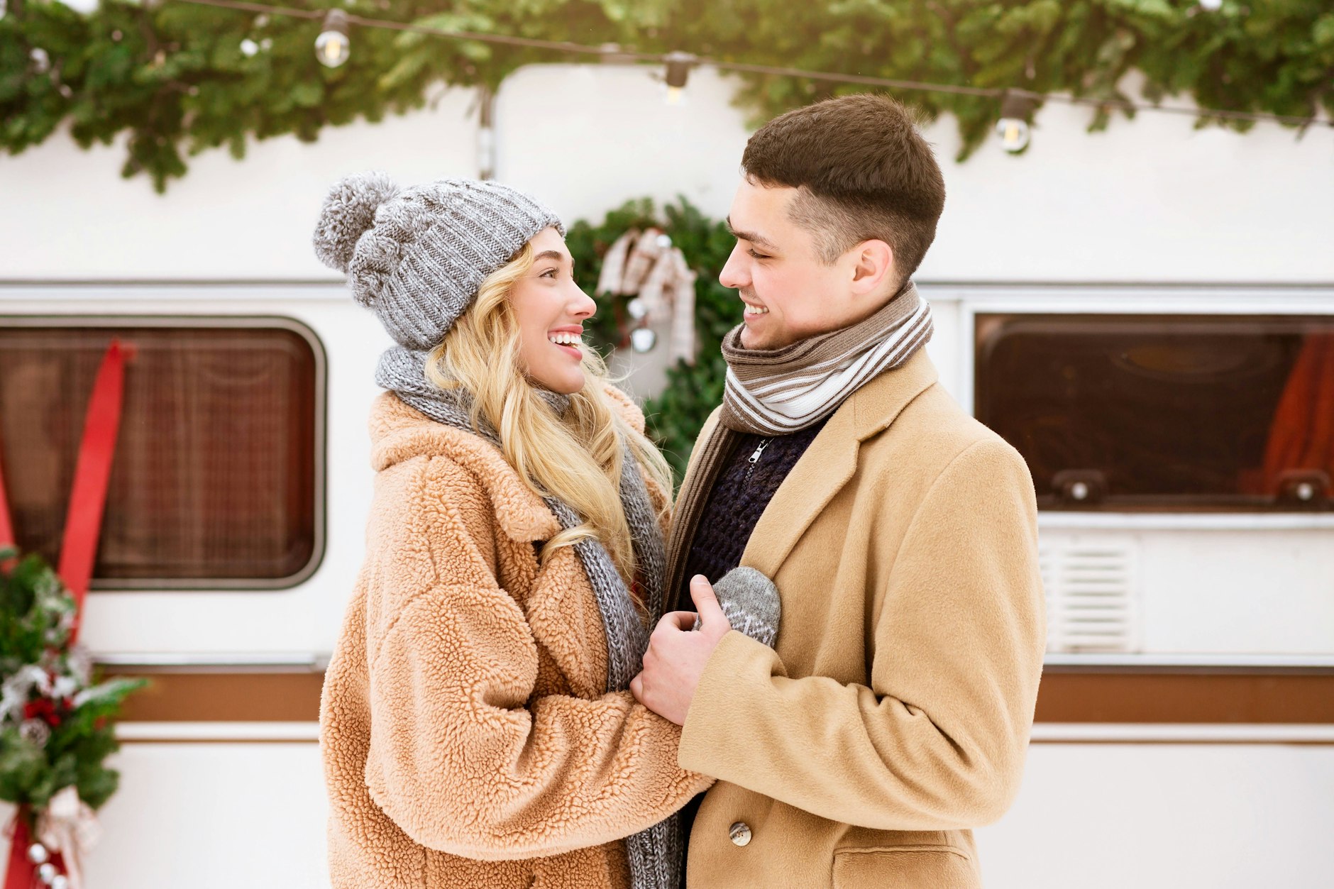 Liebes-Adventskalender: 24 Ideen für mehr Nähe