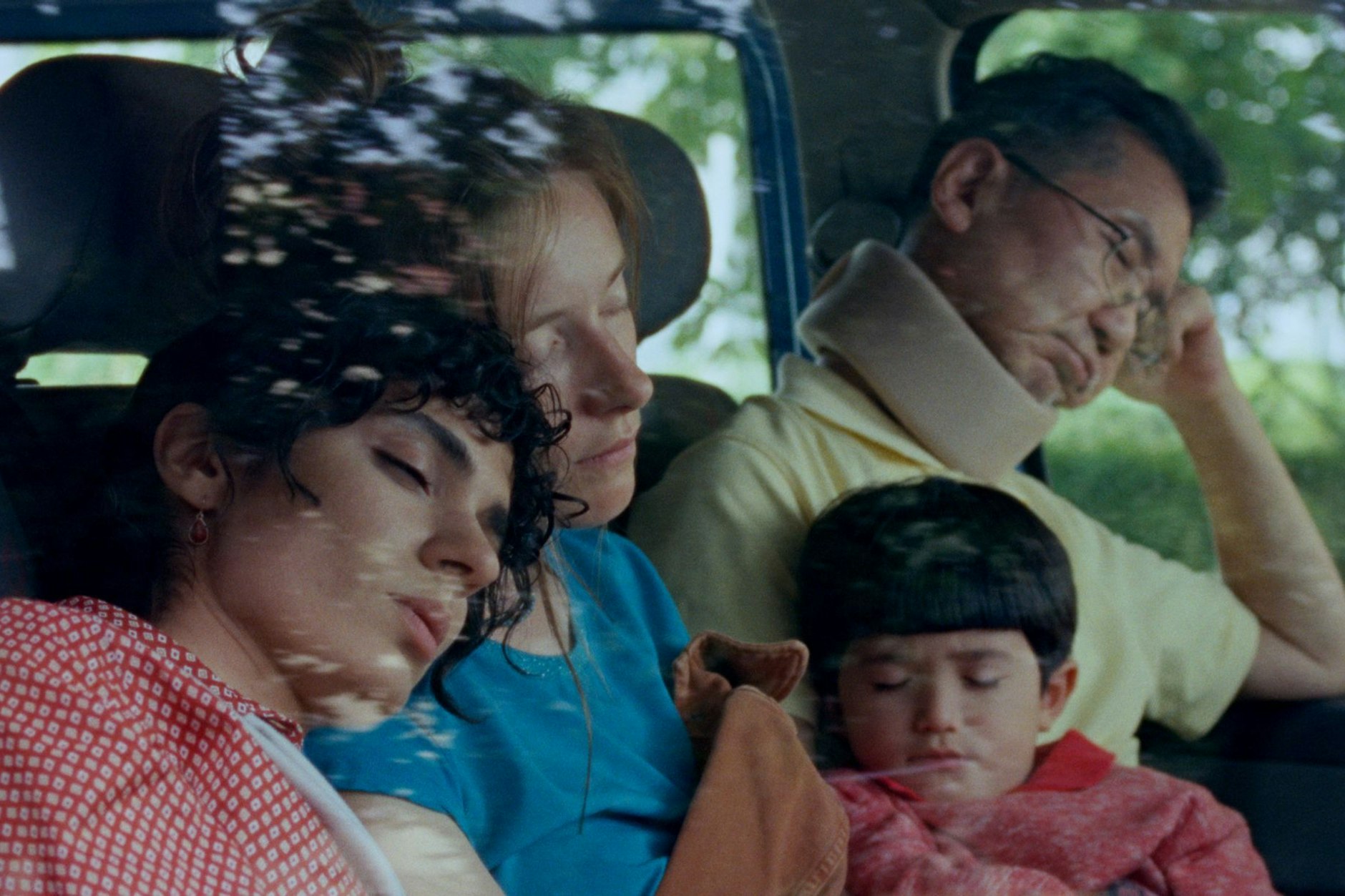 „Sehnsucht in Sangerhausen“: eine Schicksalsgemeinschaft, im Kleinbus vereint