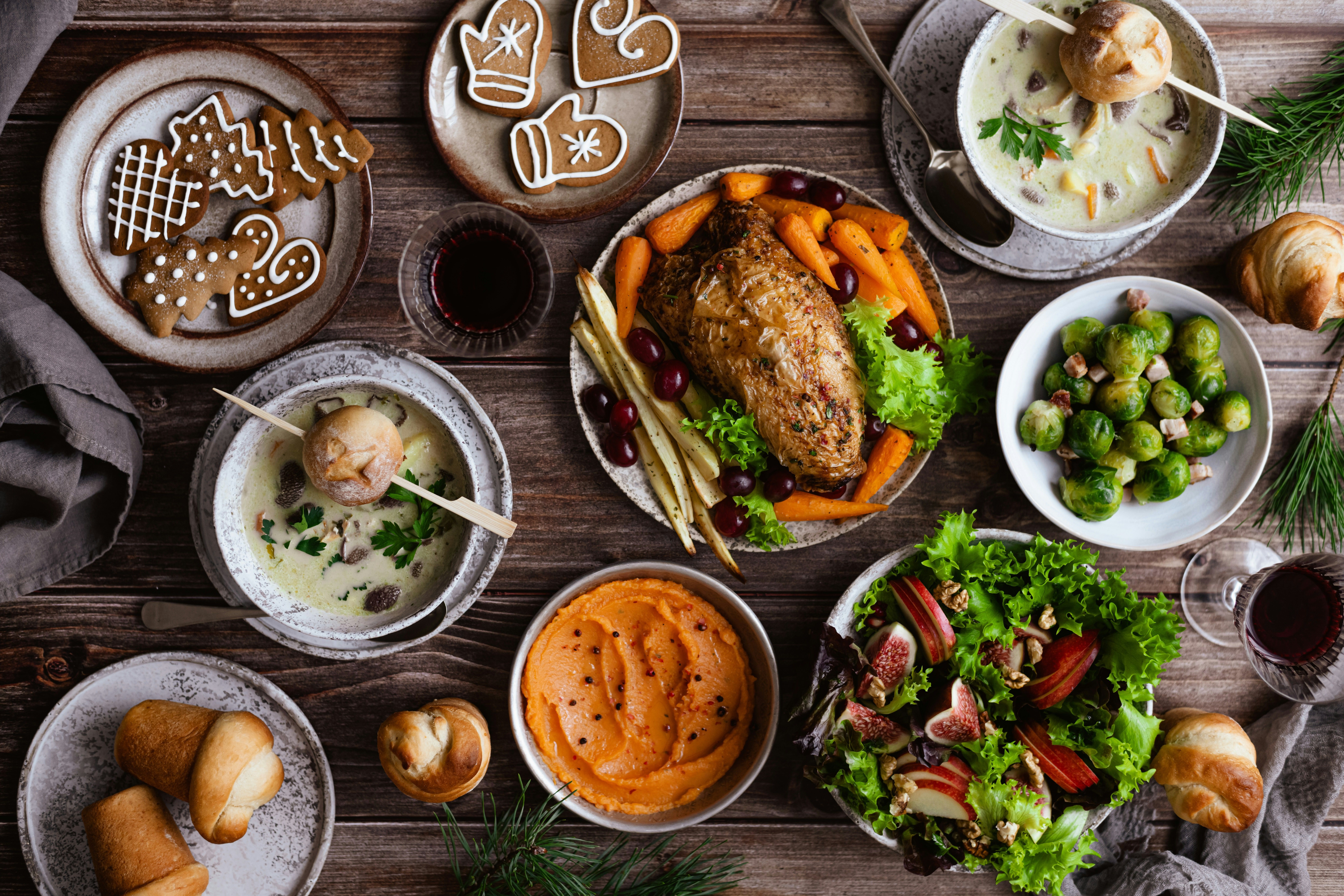 Das große Essen: Ein Plädoyer fürs Schlemmen an den Feiertagen 2025