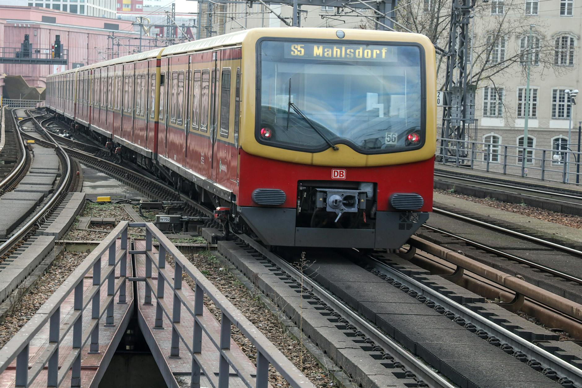 Mega-Zoff um BC-Ticket: Verkehrsverbund hängt den Stadtrand ab!